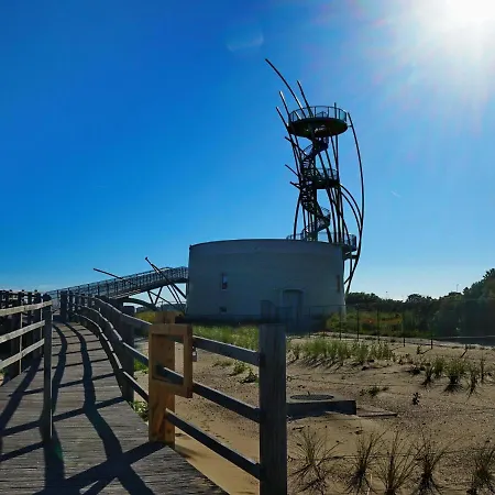 아파트 Beautiful Duplex Near Shopping Street