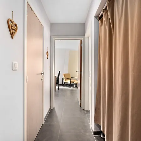 Beautiful Duplex Near Shopping Street Blankenberge