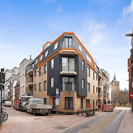 Beautiful Duplex Near Shopping Street Blankenberge
